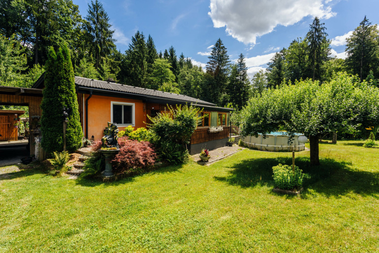Haus - 8076, Wagersbach - Vasoldsberg: Gepflegtes Einfamilienhaus in ruhiger Grünlage mit großzügigen Terrassen und Garten