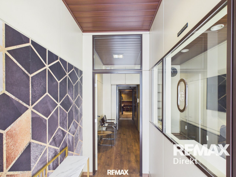 Büro / Praxis - 1080, Wien,Josefstadt - Repräsentatives 3-Zimmer-Büro bzw. Praxis im EG – Top Lage in 1080 Wien!