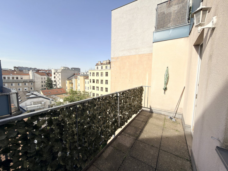 Wohnung - 1200, Wien - Familienwohnung / 2er WG - mit Terrasse im Herzen des 20. Bezirks  - 3 Zimmer  // Bitte nur schriftlich anfragen Termin kommt automatisch