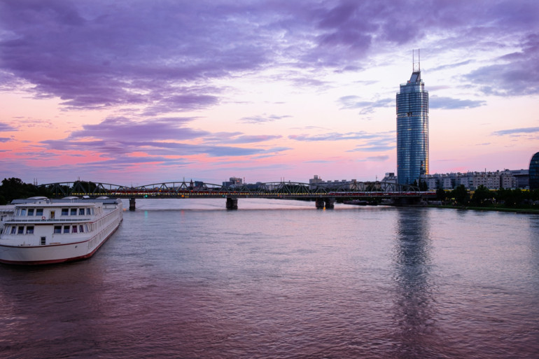 Büro / Praxis - 1200, Wien - MILLENNIUM TOWER - Moderne Büros mit Weitblick