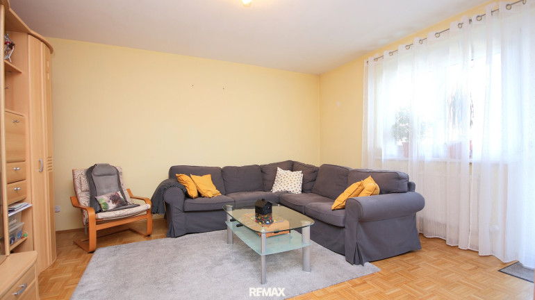 Wohnung - 8051, Graz,13.Bez.:Gösting - Raumwunder: 3,5-Zimmer-Wohnung mit Loggia und Tiefgarage in grüner Lage
