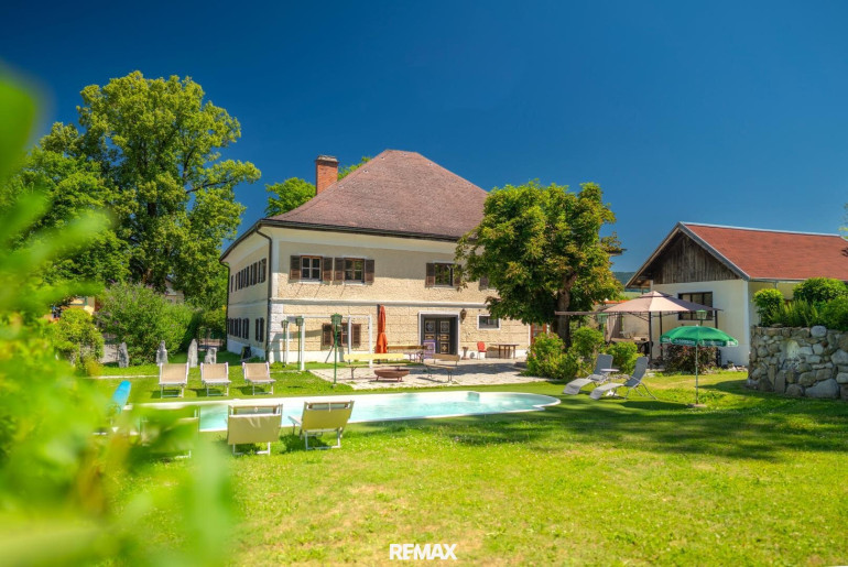 Haus - 5202, Neumarkt am Wallersee - Historisches Anwesen aus dem 15. Jahrhundert – Denkmalgeschützt. Einzigartig. Repräsentativ.