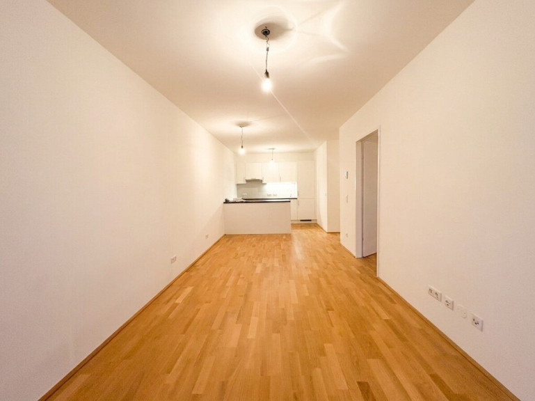 Wohnung - 2000, Stockerau - Ab Oktober: 3 Zimmer Wohnung I mit Balkon