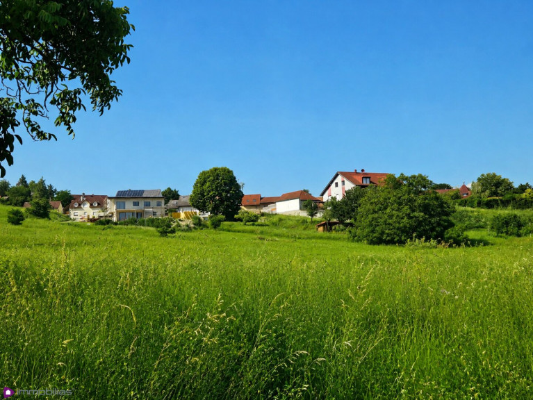 Grundstück - 2100, Leobendorf - Sonniges Baugrundstück in Leobendorf – Ihr Platz für die Zukunft