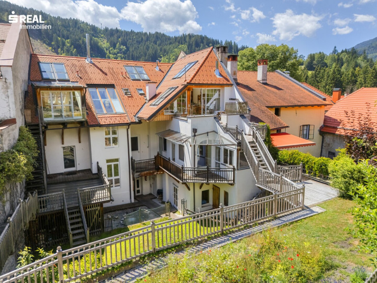 Haus - 8850, Murau - Urbaner Luxus trifft auf lebendige Tradition-Historisches Stadthaus mit Loftcharakter, vier Terrassen und rund 428 m² Wohnfläche im Herzen von Murau