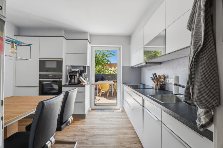 Wohnung - 6973, Höchst - Charmante 3,5-Zimmer Gartenwohnung mit 2 Terrassen und Grünblick
