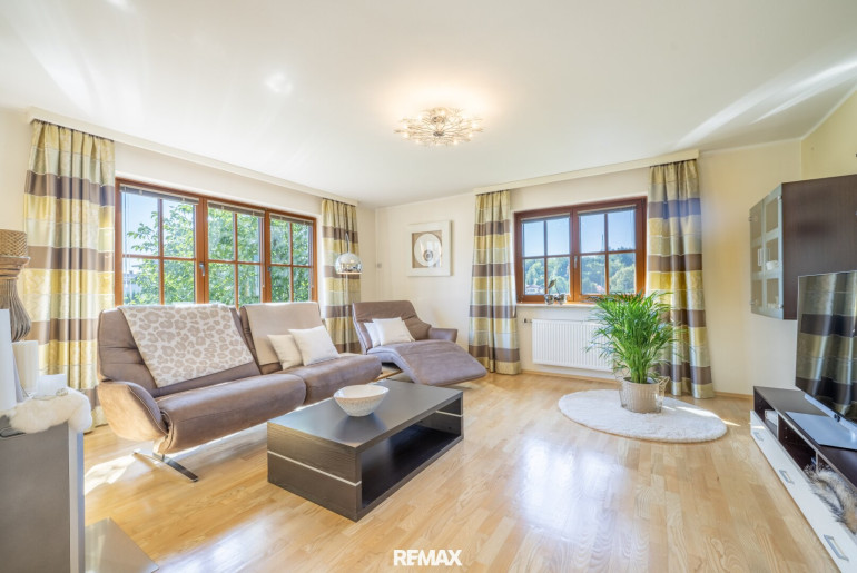 Wohnung - 5202, Neumarkt am Wallersee - Exklusives Wohnambiente mit Privatgarten in Neumarkt am Wallersee