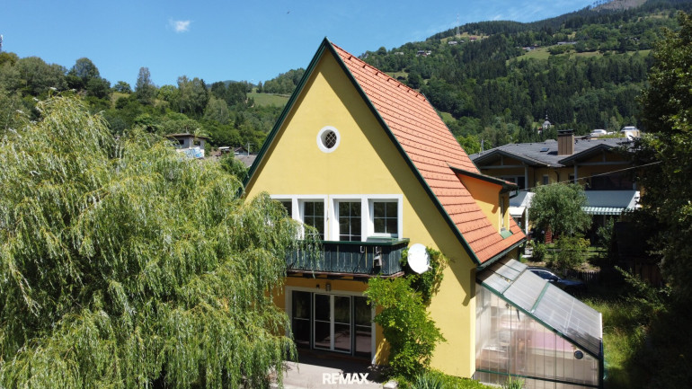 Haus - 9545, Radenthein - Familienwohnsitz und sonniges Gartenidyll – Charmantes Wohnhaus mit großem Gestaltungspotenzial in ausgezeichneter Wohnlage von Radenthein