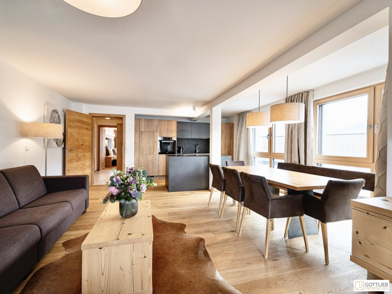 Wohnung - 5700, Zell am See - Bestlage Pinzgau mit ca. 6% Rendite! Sonniges 4-Zimmer-Apartment mit zwei Terrassen sowie Aussenpool
