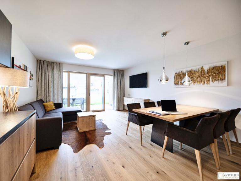 Wohnung - 5700, Zell am See - Bestlage Pinzgau mit ca. 6% Rendite! 3-Zimmer-Maisonette mit Balkonen sowie beheiztem Aussenpool