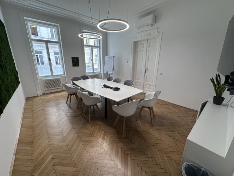 Büro / Praxis - 1040, Wien - BÜRO mit 4 Zimmern zur Miete nähe Karlskirche ab NOVEMBER 2026