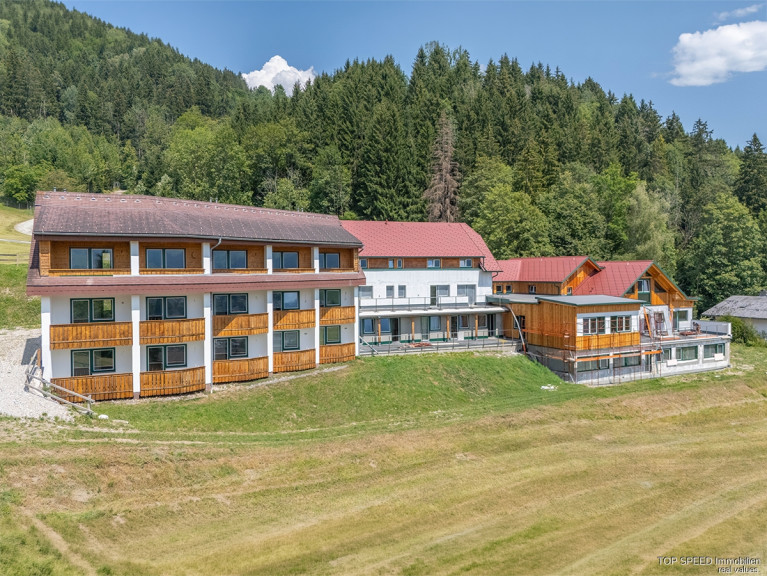 Wohnung - 8962, Gröbming - Investieren, wo andere Urlaub machen - Touristische Anleger-Studios mit Weitblick
ab € 115.000.-