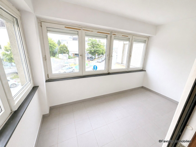 Wohnung - 1230, Wien,Liesing - Charmante & zentral begehbare 2-Zi-Whg mit Loggia in 1230 Wien – Top Lage im 23. Bezirk!