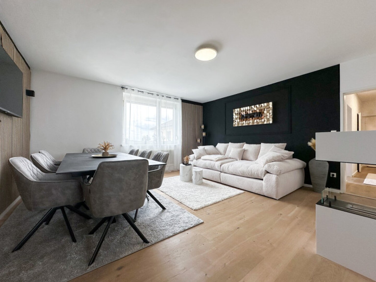 Wohnung - 8010, Graz - Ruhige Lage mit Blick ins Grüne - Stilvoll möblierte 2,5-Zimmer-Wohnung mit Balkon