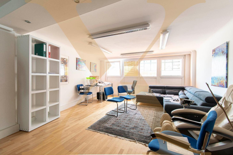 Büro / Praxis - 4020, Linz - Zentrale Bürofläche direkt an der Linzer Landstraße ab sofort zu vermieten!