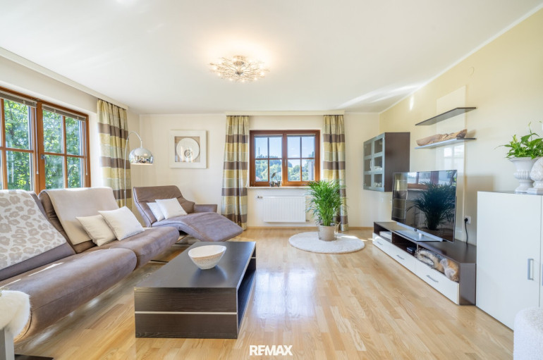 Wohnung - 5202, Neumarkt am Wallersee - Exklusives Wohnambiente mit Privatgarten in Neumarkt am Wallersee