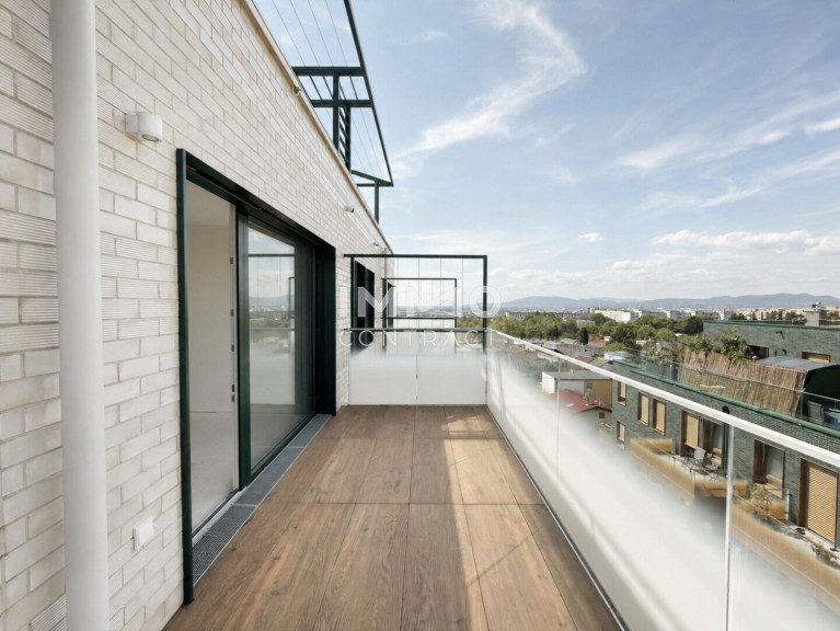 Wohnung - 1100, Wien - Commission-Free - First Occupancy on the 5th Floor: Living with Panaroma View