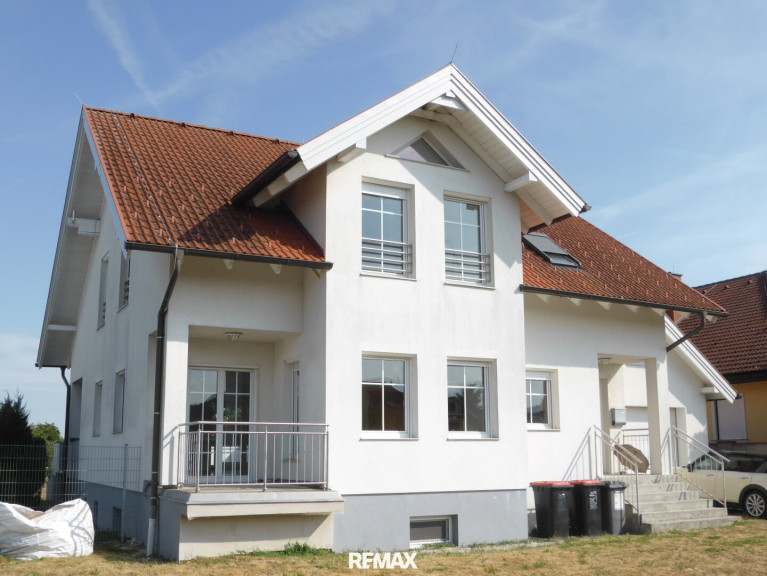 Haus - 7321, Unterfrauenhaid - großes Einfamilienhaus mit gemütlicher Wohnatmosphäre, Wintergarten & Gartenbereich zur Vermietung