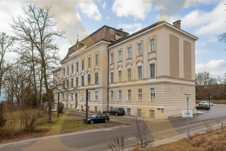 Büro / Praxis - 3390, Melk - Praktische Büro-/Praxisfläche in Top-Lage von Melk zu vermieten!