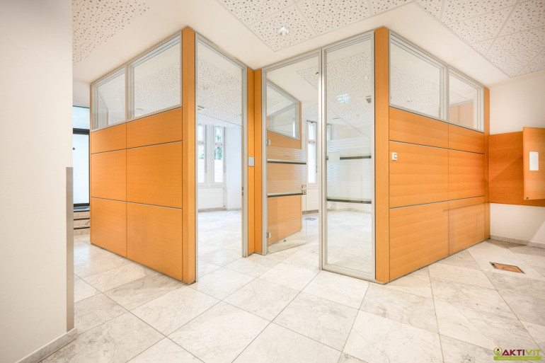 Büro / Praxis - 8020, Graz - Großzügige Bürofläche in stark frequentierter Stadtlage nahe Hauptbahnhof.