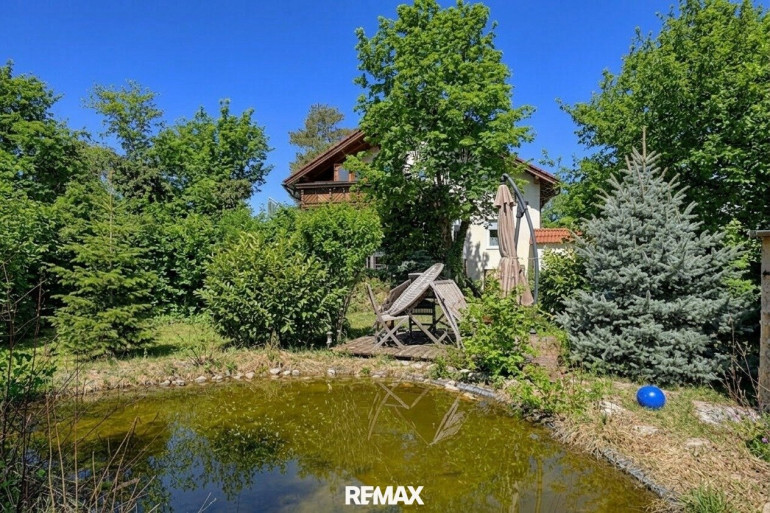 Haus - 2511, Pfaffstätten - Einfamilienhaus mit gepflegtem Garten und Biotop - Grün-/Ruhelage!