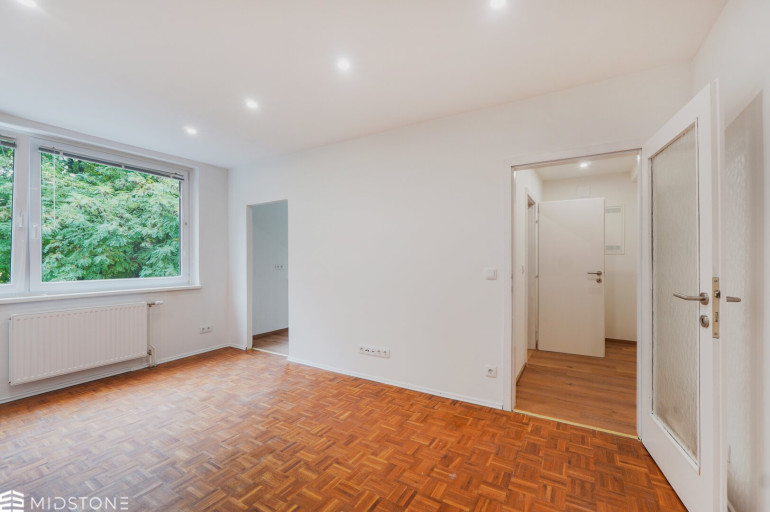 Wohnung - 2000, Stockerau - Vollrenovierte 2 Zimmer Wohnung in Stockerau mit Lift und moderner Ausstattung