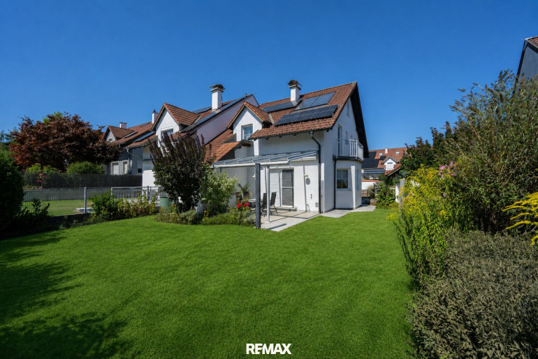 Haus - 4400, Steyr - Gepflegte Doppelhaushälfte mit großzügigem Keller und Garage in familienfreundlicher Lage!