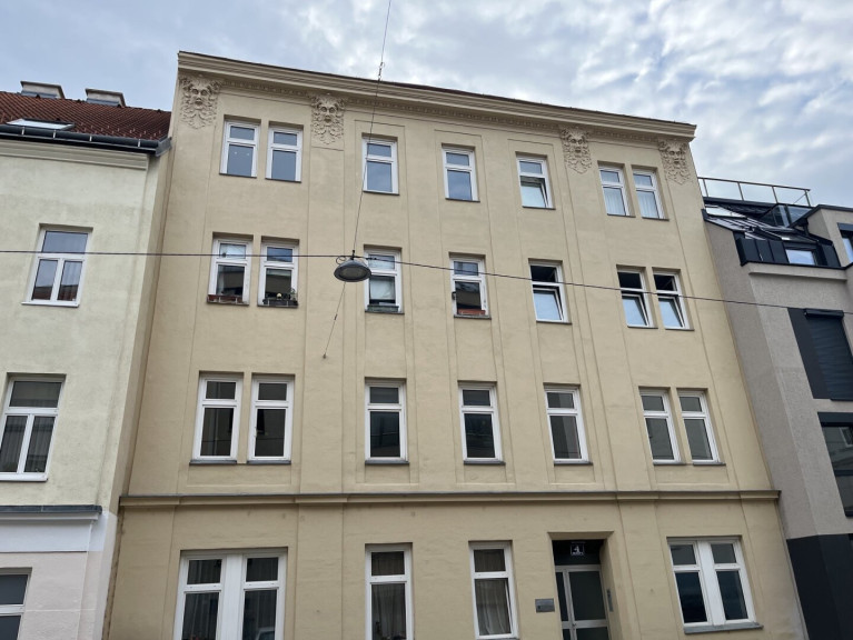 Zinshaus Renditeobjekt - 1180, Wien - Abt-Karl-Gasse - Zinshaus mit baugenehmigtem DG-Ausbau, Nähe Kutschkermarkt
