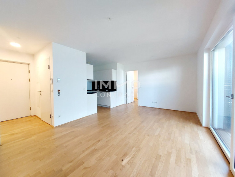 Wohnung - 1220, Wien - Nachmietersuche | 2-Zimmer-Wohnung mit Balkon nahe U2 Aspernstraße – Fitness & Sauna im Haus