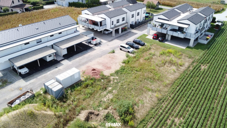 Grundstück - 8434, Tillmitsch - Grundstück in Tillmitsch mit bewilligtem Bauprojekt – sofortiger Baubeginn möglich!