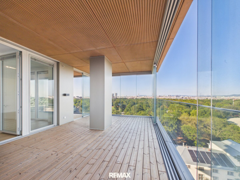 Wohnung - 1020, Wien - Wohnturm Grünblick: Eckwohnung mit verglastem Balkon auf der Südwestseite im 12. Stock