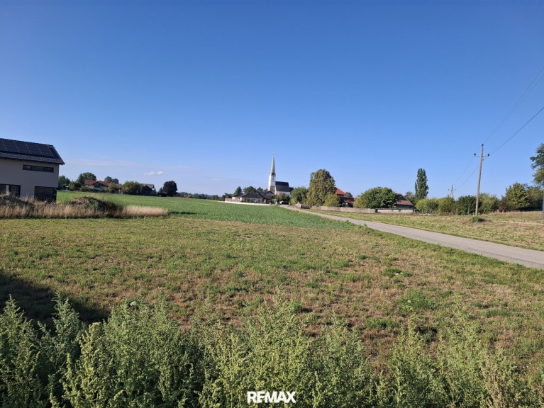 Grundstück - 4961, Mühlheim am Inn - Baugrund mit bester Anbindung und Grenznähe