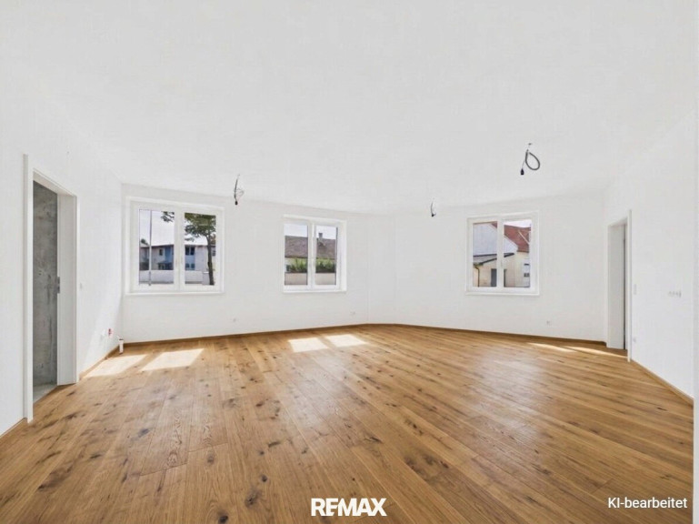 Wohnung - 7100, Neusiedl am See - Historischer Charme, moderne Energie – Wohnen mit besonderem Flair auf 98m² -  ERSTBEZUG!