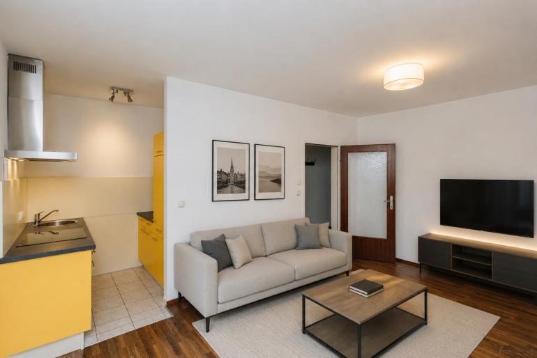 Wohnung - 8020, Graz - Helle 2-Zimmer-Wohnung mit Balkon und Parkplatz in Graz-Lend