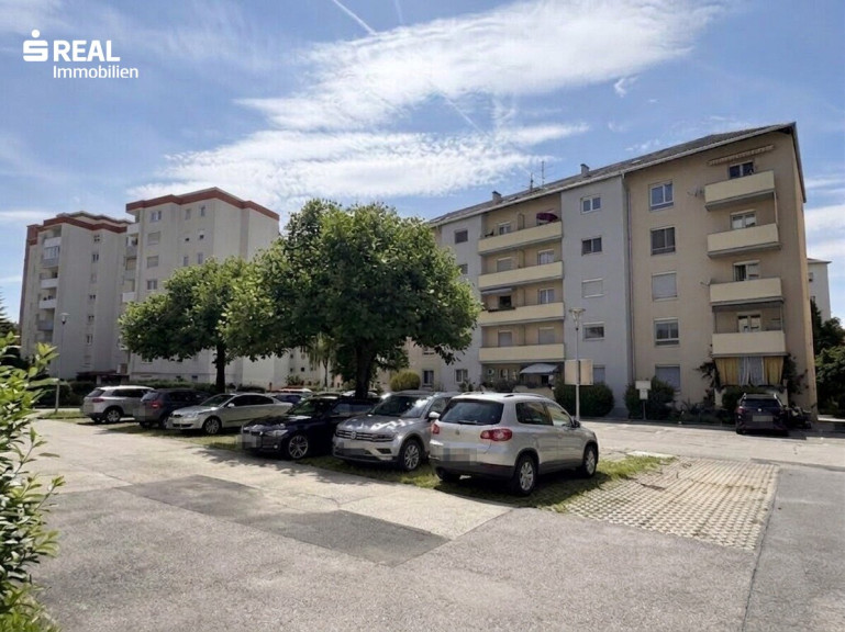 Wohnung - 8045, Graz,12.Bez.:Andritz - Seltenheit! Großzügige Wohnung im letzten Stock in Andritz, 7. Etage!