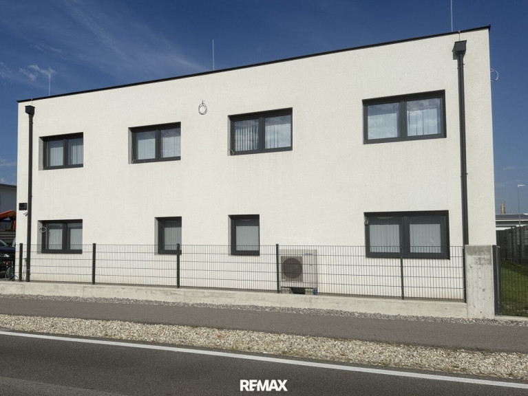 Büro / Praxis - 7111, Parndorf - Büro und Werkstatt im Industriezentrum  nahe Outlet Center