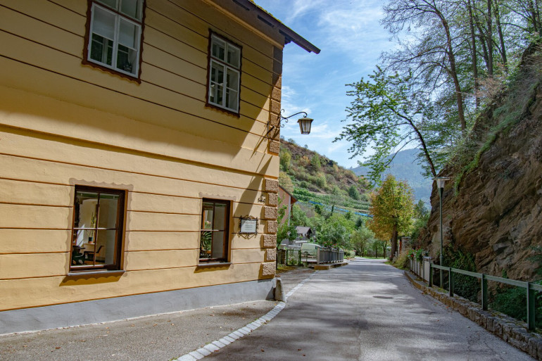 Haus - 3620, Spitz - "HAUS zum PRATER" - ein Stück Wachauer Geschichte mit vielfältigen Möglichkeiten!