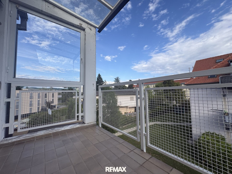 Wohnung - 8051, Graz,13.Bez.:Gösting - 2-Zimmer-Wohnung mit Südbalkon und Tiefgaragenplatz in Graz