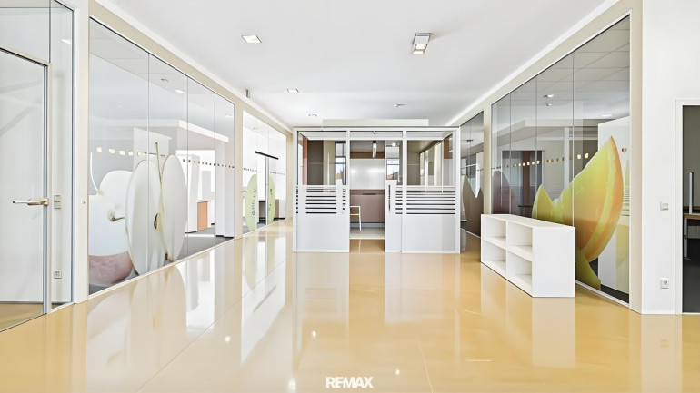 Büro / Praxis - 4490, St. Florian - 171 m² Top Bürofläche in zentraler Lage   