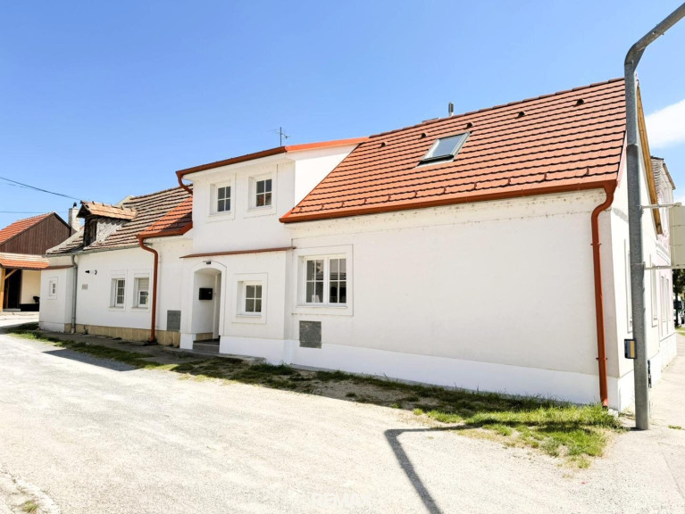 Haus - 7062, Sankt Margarethen im Burgenland - Kleines saniertes Bauernhaus ohne Garten zum Superpreis!