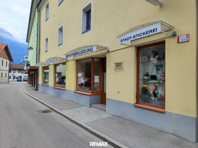 Einzelhandel - , keine Angabe - Zentrales Geschäftslokal / Büro mit charmantem Gewölbe 