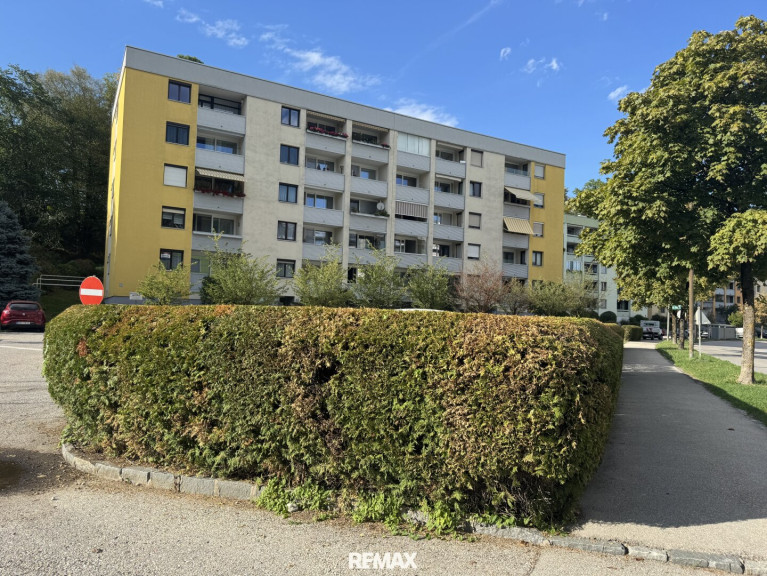 Wohnung - 4810, Gmunden - 4 Zi - Eckwohnung im Hochparterre
