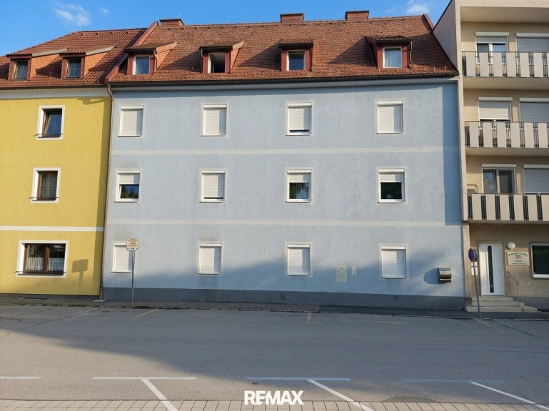 Zinshaus Renditeobjekt - 8740, Zeltweg - Vollvermietetes Zinshaus-Rendite-Objekt in Zeltweg| 8 Wohnungen, 2 Garagen & laufende Mieteinnahmen