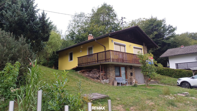 Haus - 4092, Esternberg - Haus / Feriendomizil in Kasten mit Blick auf die Donau