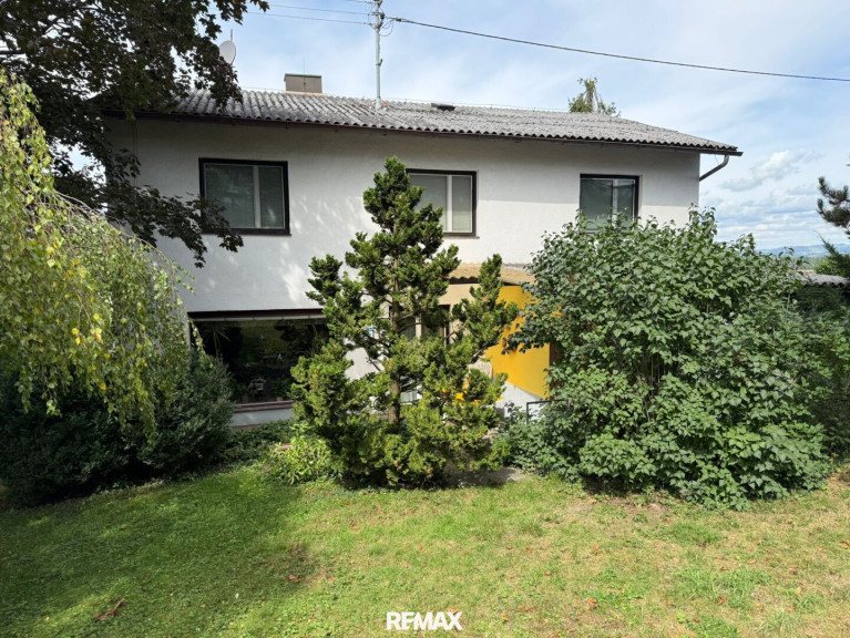 Haus - 4072, Alkoven - Raum für Generationen - Großzügiges Wohnhaus mit schönem Baumgarten in Straßham/Alkoven!