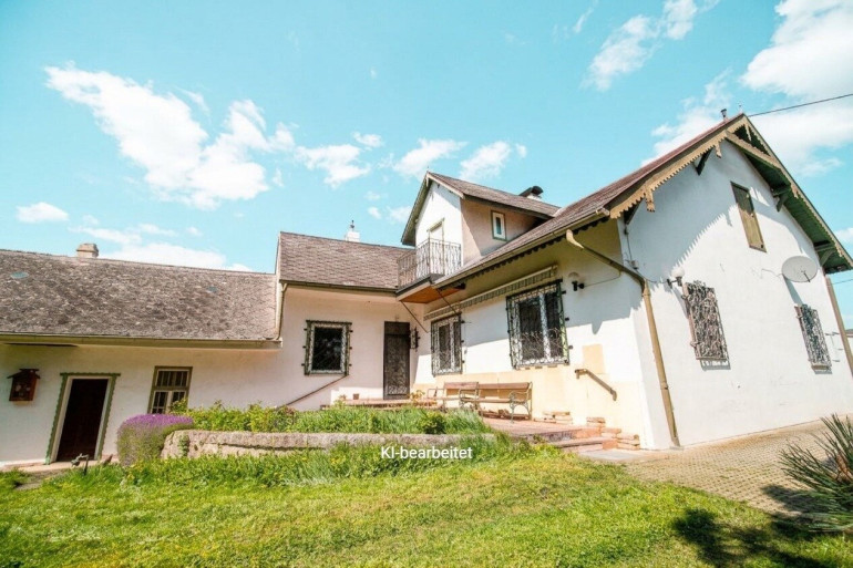 Haus - 2213, Bockfließ - Familienhaus mit Charme & Entwicklungspotenzial – 6 Zimmer, Garten & Terrasse in Bockfließ