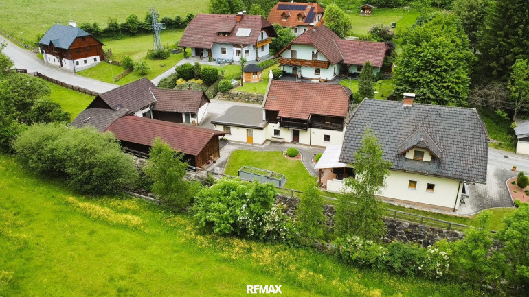 Haus - 8844, Schöder - Tolle Liegenschaft mit einem Einfamilienhaus und urigem Bauernhaus mit Garagen und Stallgebäude