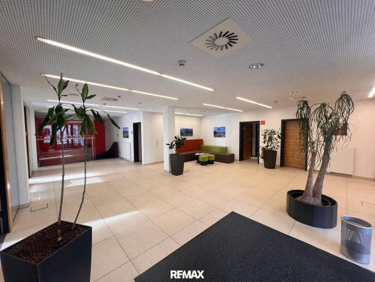Büro / Praxis - 6410, Telfs - Vermietung neuwertige Gewerbefläche in bester Zentrumslage - vielfältige Nutzung möglich