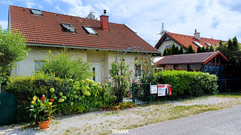 Haus - 7201, Neudörfl - Supersonderpreis zum Ausklang der Saison - EFH auf Pachtgrund am Badesee Neudörfl