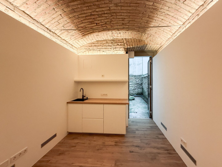 Büro / Praxis - 1090, Wien - STUDIO am Schlickplatz - Office / Beauty / Massage / Therapie  etc. möglich
